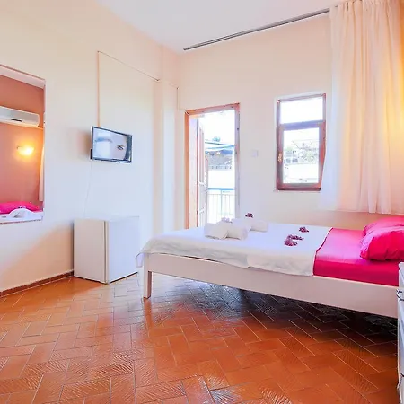 Hotel Saray